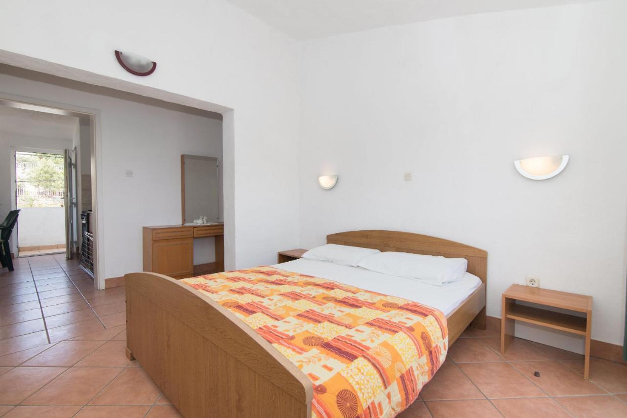 Apartments Bj Marina Δωμάτιο φωτογραφία