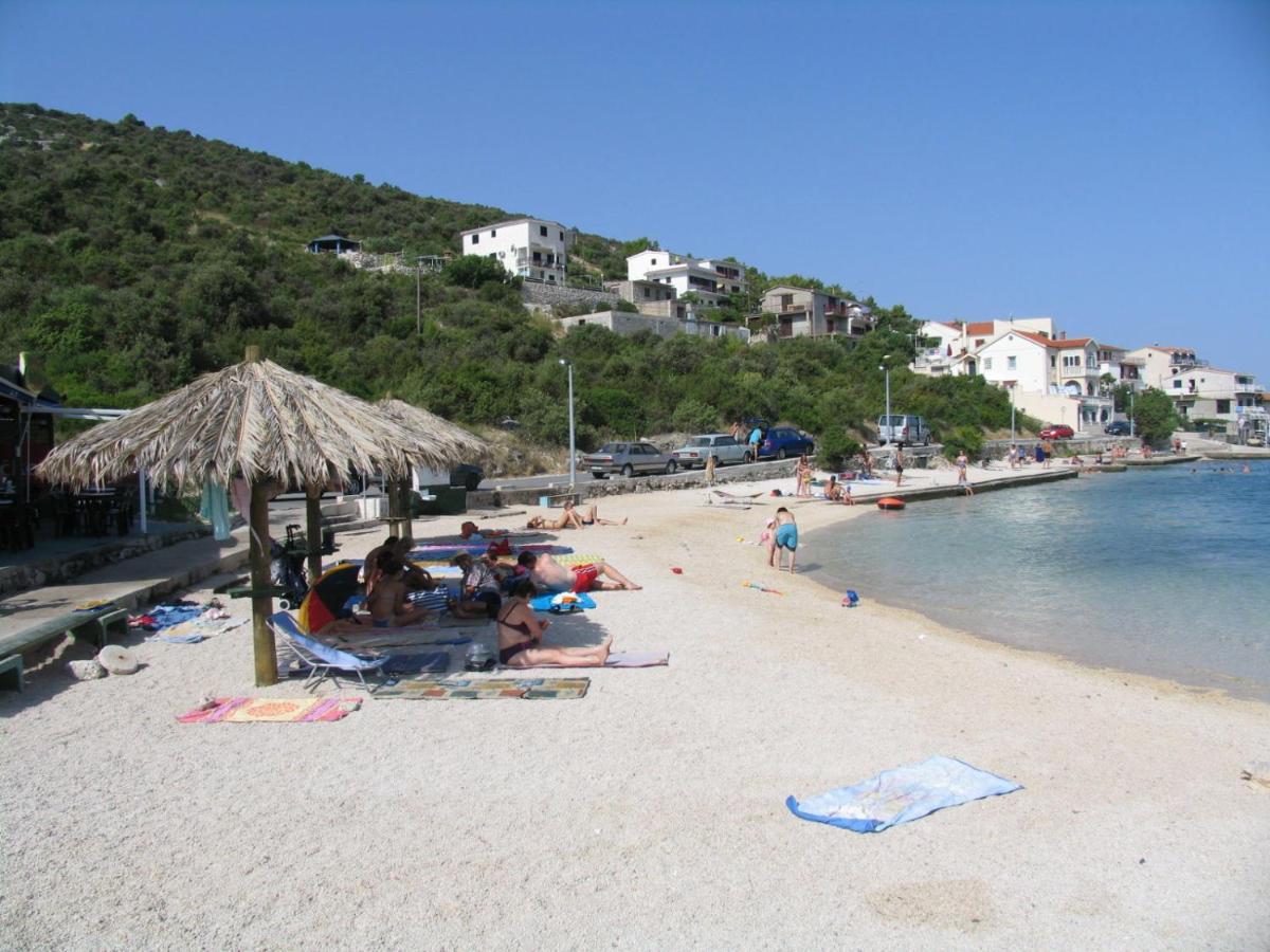Apartments Bj Marina Εξωτερικό φωτογραφία